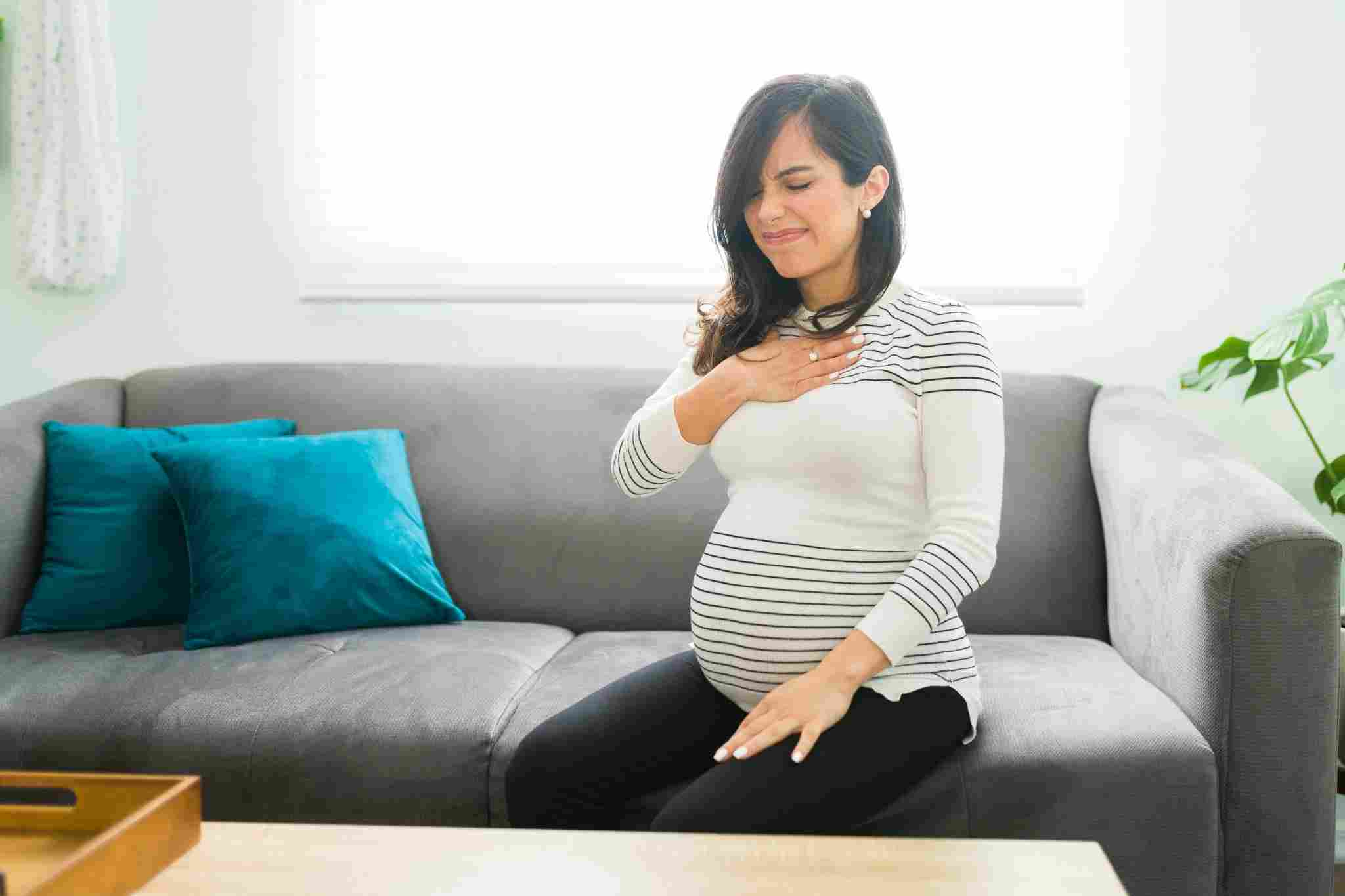 What Causes Acidity During Pregnancy & How to Manage It